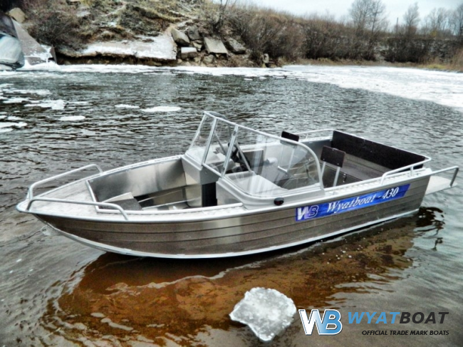 Wyatboat-430DCM